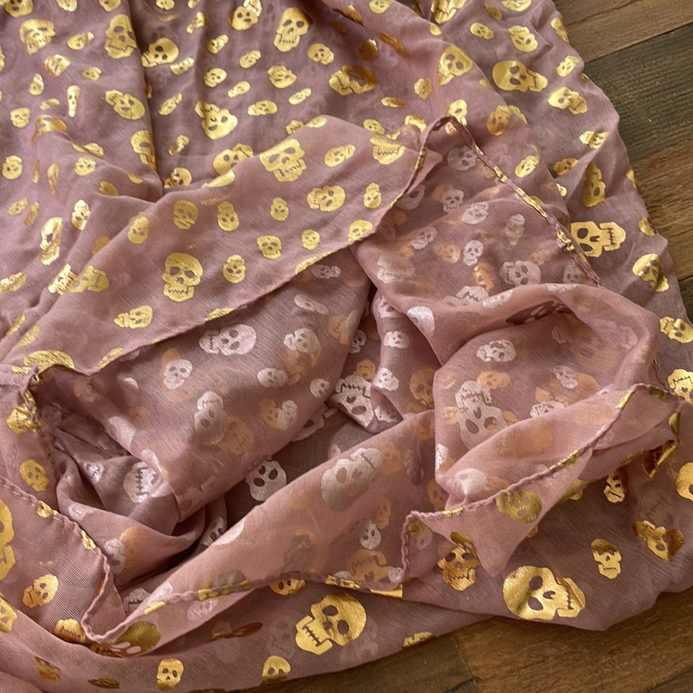 Infinity skull scarf - Picture 3 of 9